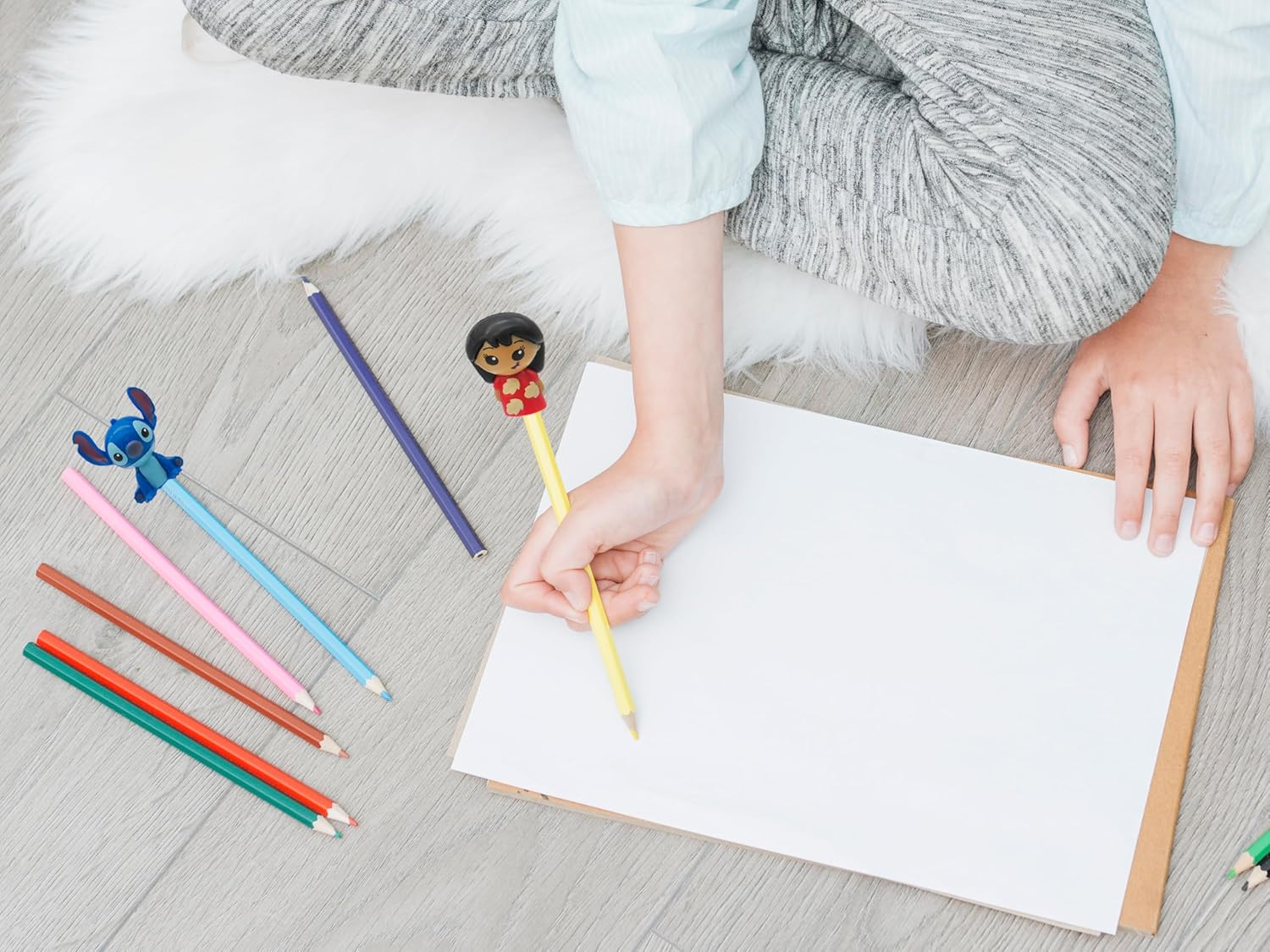 CyP Brands Stitch Topper, Pencil Topper, Writing Surprise, 3D Topper, Multi-Colour, Official Product