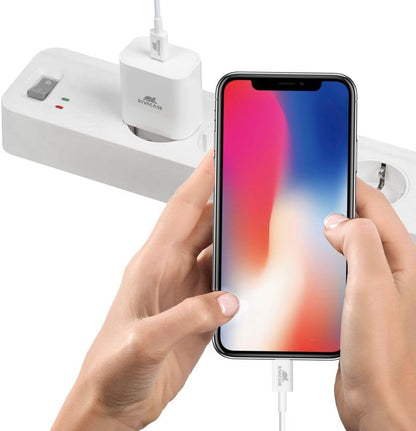 RIVACASE PS4101 W00 - Caricatore da 20 W Power Delivery 3.0, ricarica rapida tramite USB-C, compatibile con iPhone 15 e più vecchi, iPad, Samsung, LG, Huawei, Xiaomi, Android, alimentatore solido