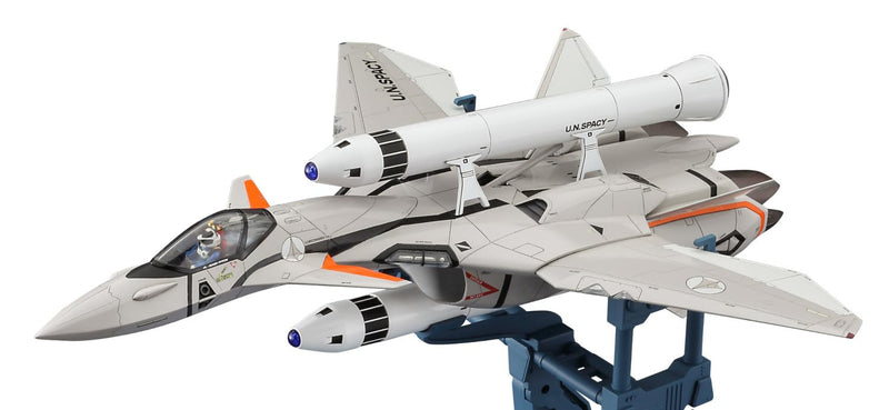 Hasegawa 665891-1/72 Vf-11B Thunderbolt W/Rocket Booster Macross Plus - 1:72 Scale