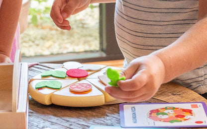 Dorjee- D3.014- Houten Gourmet Pizzaset - Houten speelgoed - Rollenspelkeuken +3 jaar - Bevat 20 onderdelen