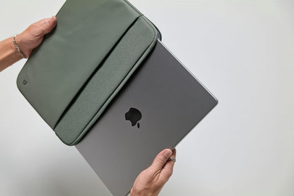 Incase A.R.C. Sleeve for 16-Inch Laptop/MacBook - Lightweight Faux Fur Lining, Recycled Polyester, Hidden AirTag Storage, Water-Repellent Cover, External Slip Pocket for Accessories - Smoked Ivy