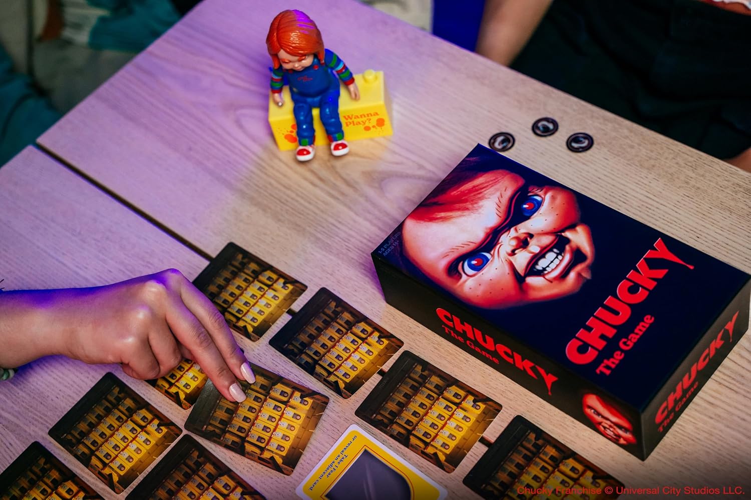 Goliath – CHUCKY – English Edition - Horror Board Game for Ages 14+ – 1 to 5 Players – 15 Min – Cooperative Game for Family or Friends – Attack Chucky or Fail – Includes Electronic Doll