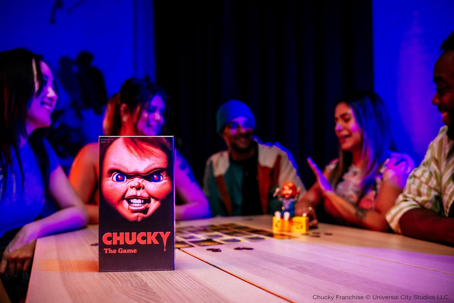Goliath – CHUCKY – English Edition - Horror Board Game for Ages 14+ – 1 to 5 Players – 15 Min – Cooperative Game for Family or Friends – Attack Chucky or Fail – Includes Electronic Doll