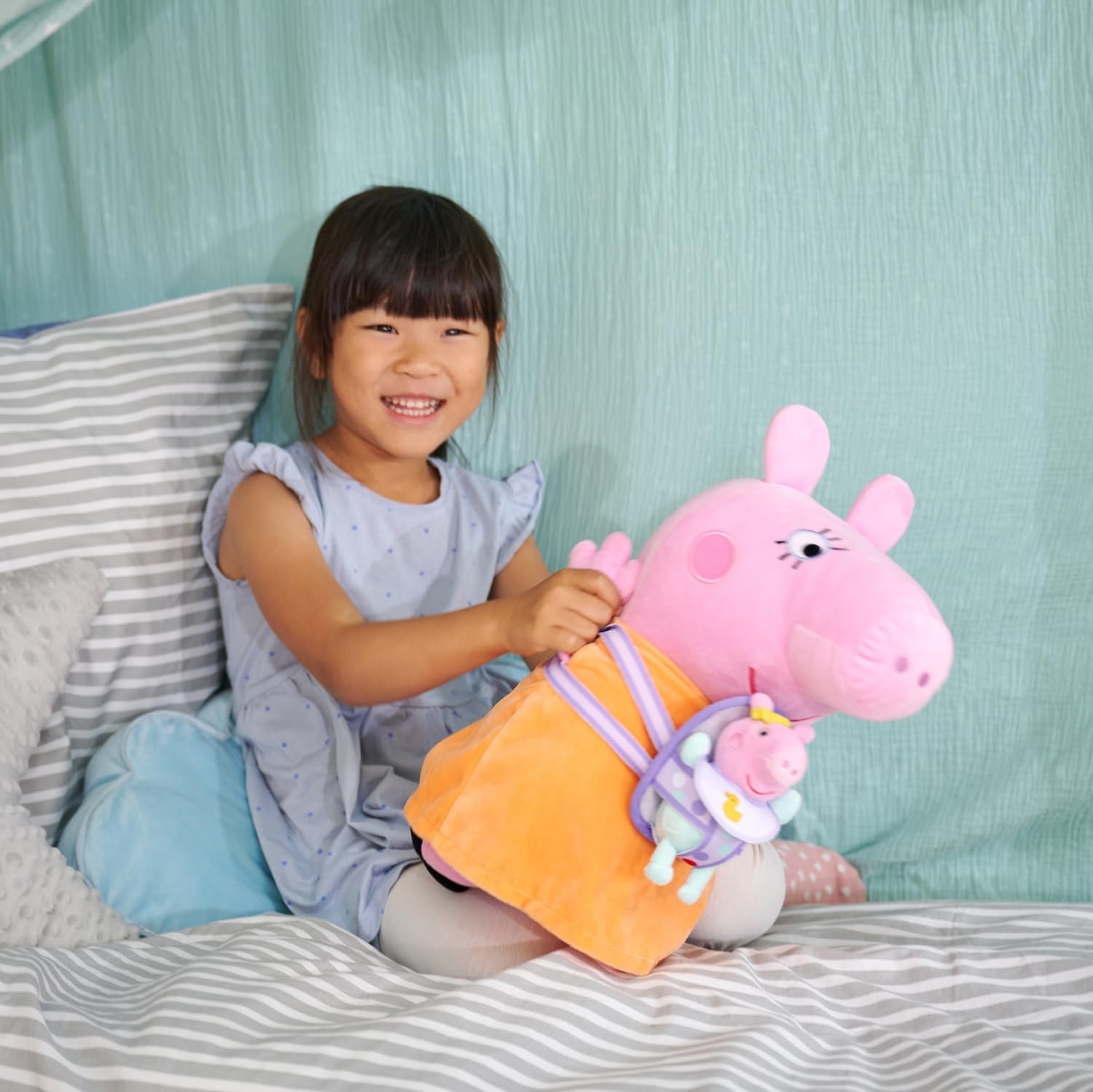 Simba Official PEPPA PIG, MUMMY PIG + EVIE plush soft toy for kids, fan favourite gift