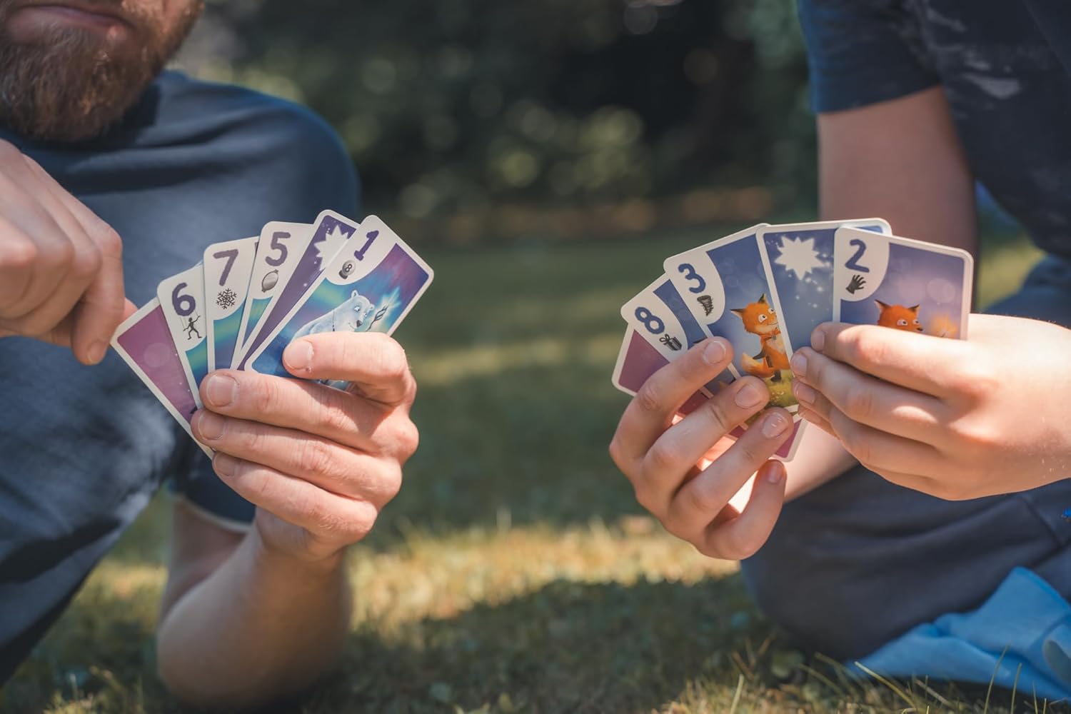 Brain Games – Zing A ZAM – Playing Card Games – Magic Trick Game with a Unique Touch: Players Can't See Their Own Cards – Ages 6 and Above – 2 to 5 Players – 20 Min
