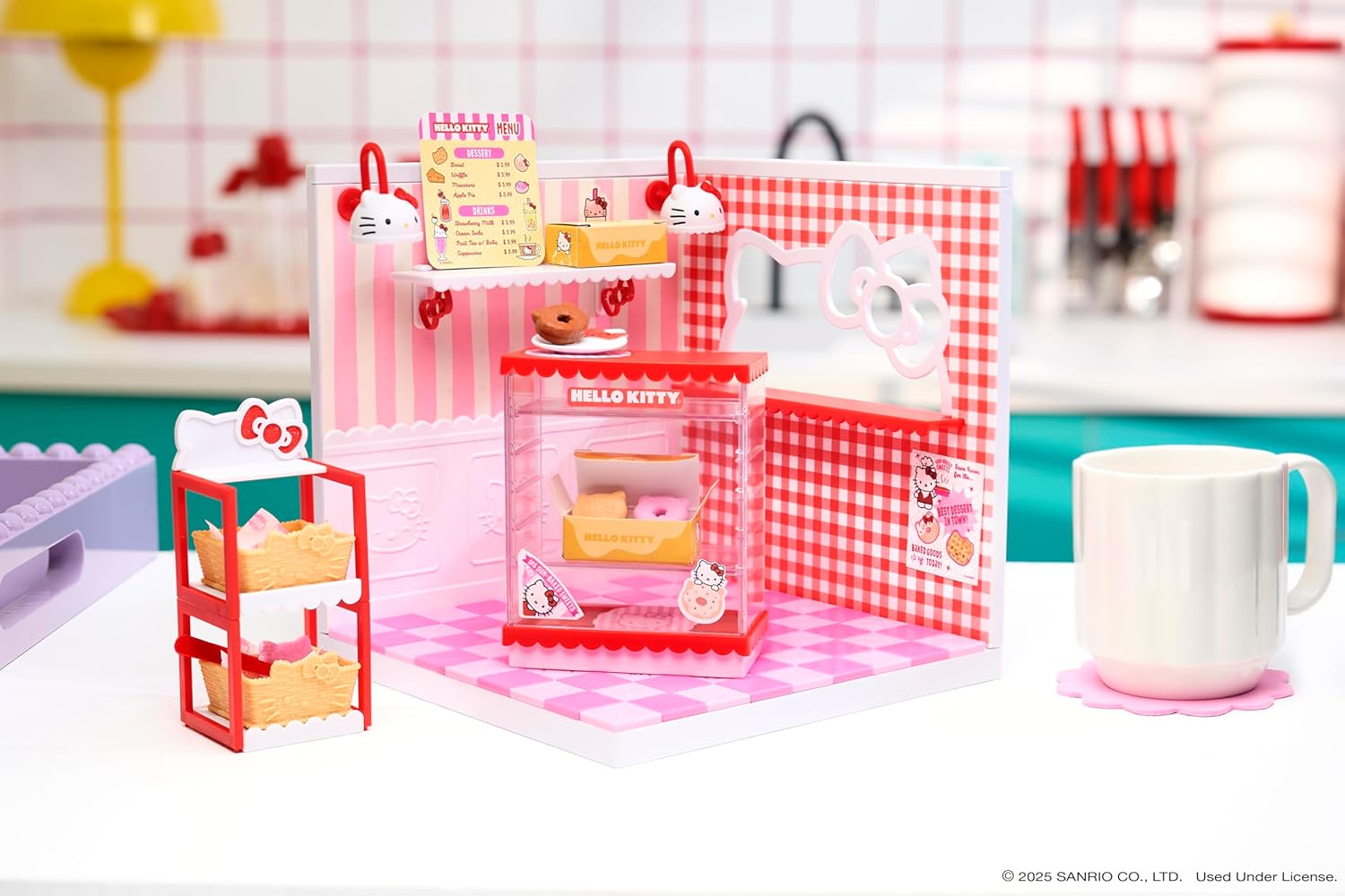 MGA's Miniverse Make It Mini Spaces Hello Kitty - Construction, Personnalisation, Loisirs Créatifs, Chambres, Hobby, Collectionneurs, Exposition, Non Comestible, Collectionneurs et Enfants Dès 8 Ans