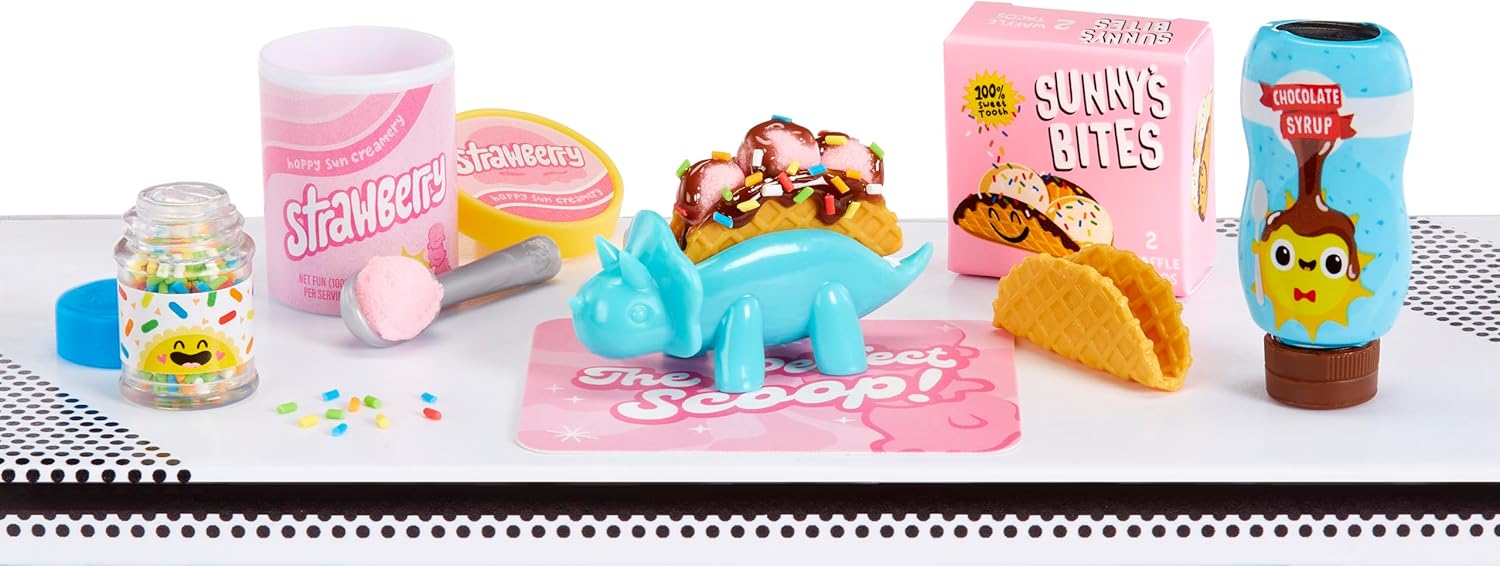 MGA's Miniverse Make It Mini Diner Series 4 - Mini Collectibles, DIY, Resin Play, Replica Food, For Collectors & Children Ages 8+, NOT EDIBLE