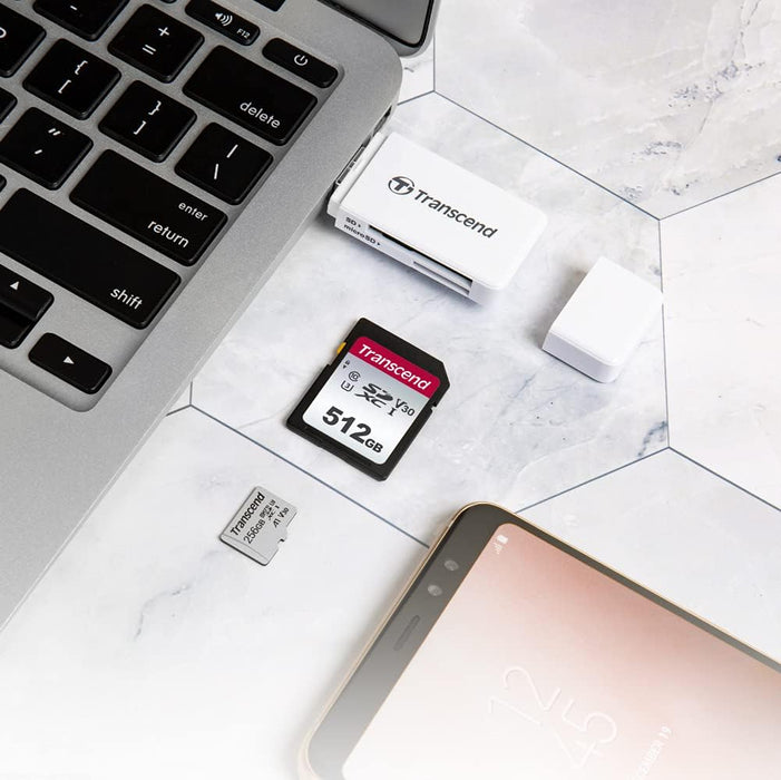Transcend Scheda di memoria microSDXC 300S Classe 10 da 32 GB con fino a 95/45 MB/s (per smartphone, fotocamere digitali e console Nintendo) senza adattatore SD - TS32GUSD300S