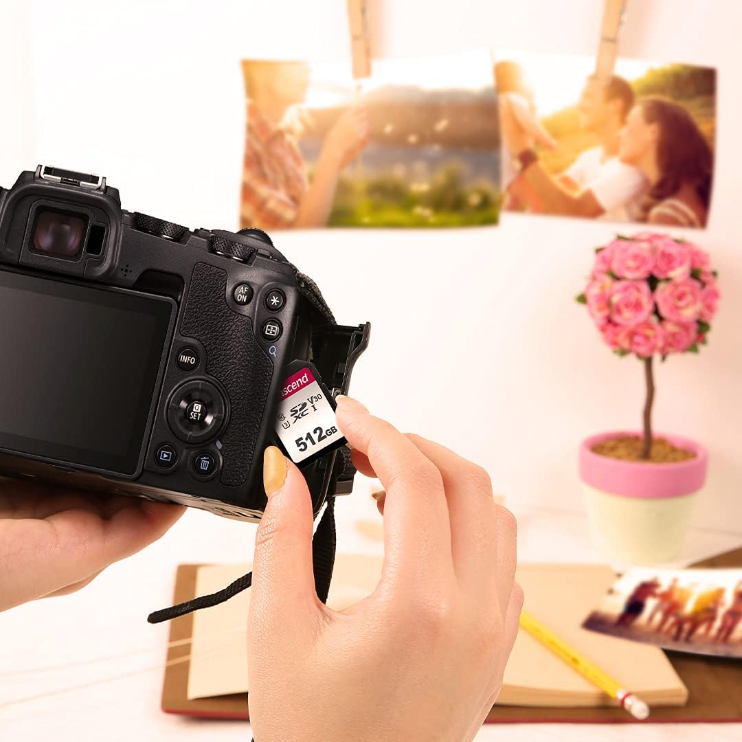Transcend Scheda di memoria SDXC ad alta velocità da 8 GB (per fotocamere digitali, foto e video, autoradio) Classe 10, UHS-I U3, Video Speed Class V30 per 4K Ultra HD - TS8GSDC300S