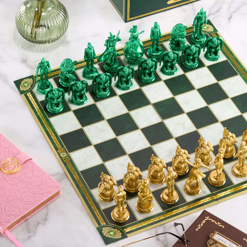 NN3050   Wicked chess set