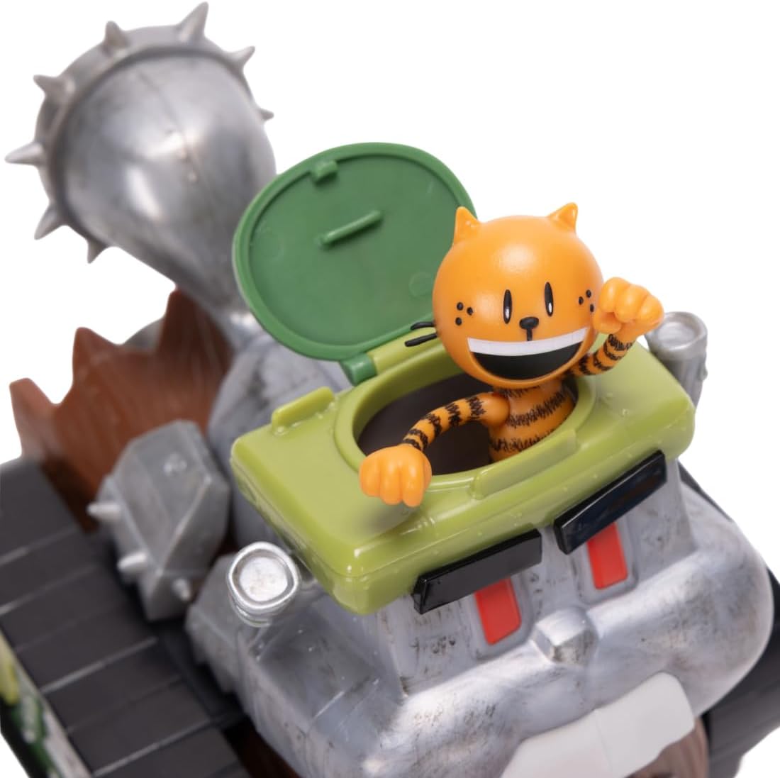 Dogman Squirrel tank + 2 figures /Toys