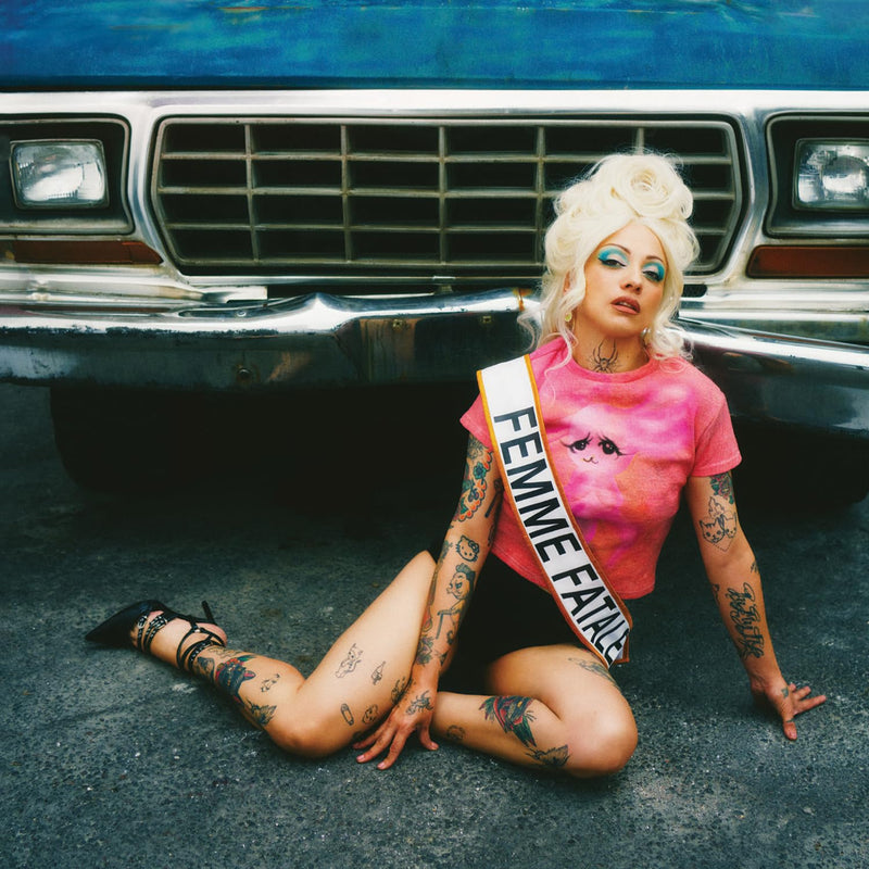 FEMME FATALE