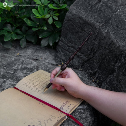 Cinereplicas Harry Potter Albus Dumbledore toverstaf pen met houder en lenticulaire bladwijzer - officiële licentie