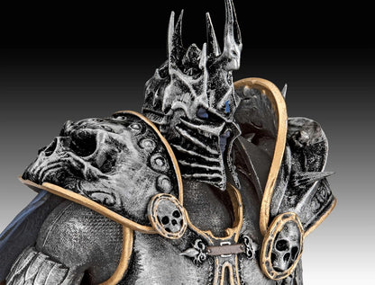 Revell Gift Set 03515 The Lich King: World of Warcraft 1:16 Scale Unbuilt Plastic Model Kit with Accessories