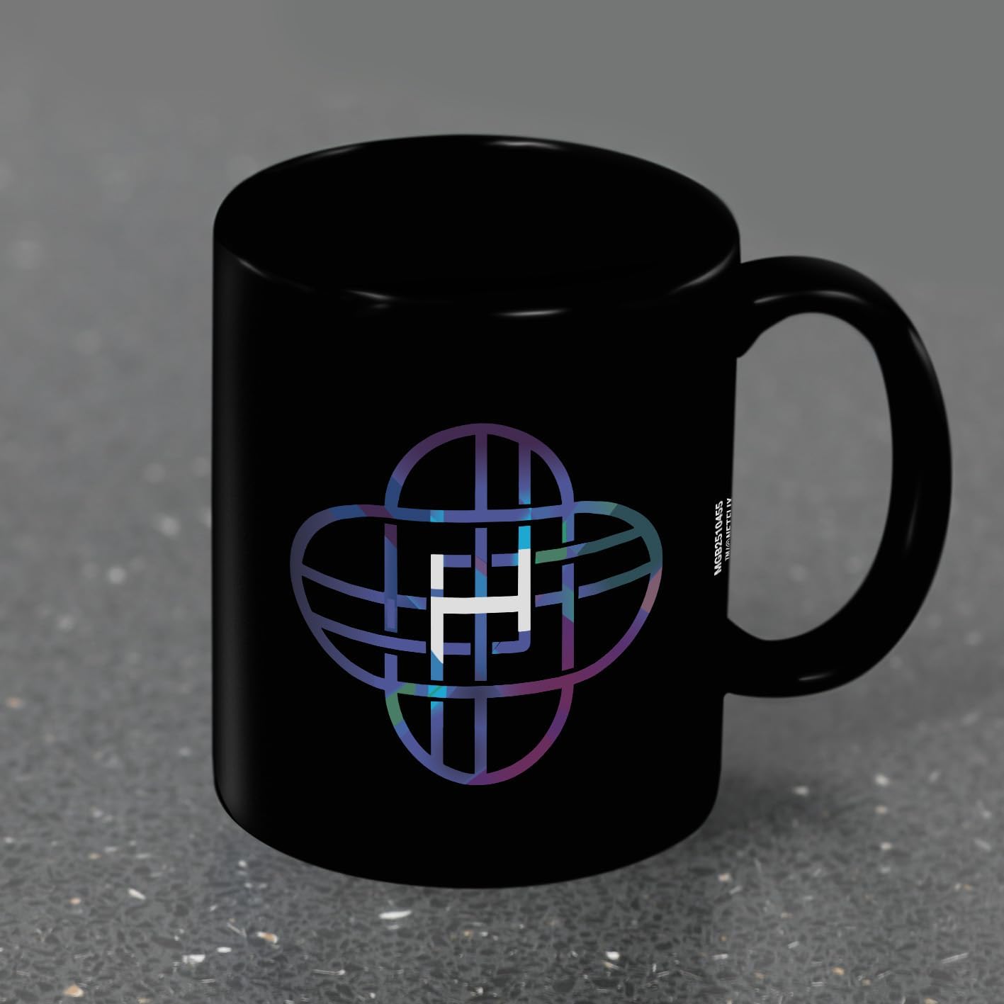Pyramid International K-POP Demon Hunters (HUNTRIX Chibi) Black POD Mug 11oz / 315ml Coloured Inner Mug – Premium Ceramic Coffee Cup with Vibrant Inner Accent