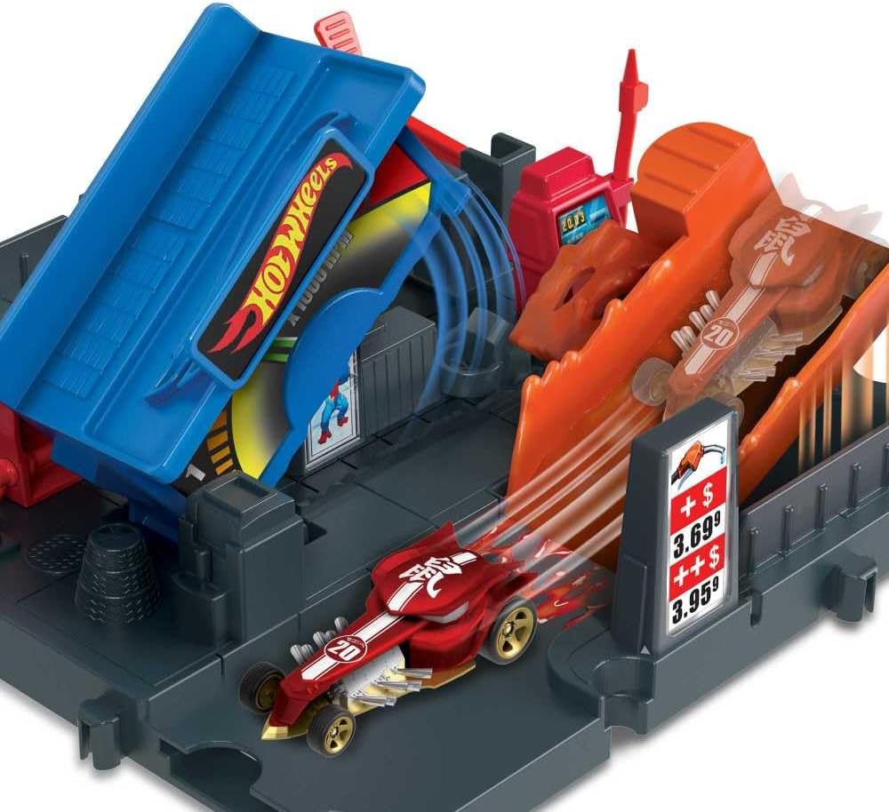 Hot Wheels City Toy Place Favourite Places Petrol Box Including 1 Vehicle for Children from 4 Years