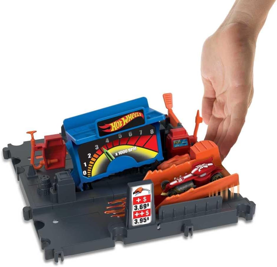 Hot Wheels City Toy Place Favourite Places Petrol Box Including 1 Vehicle for Children from 4 Years