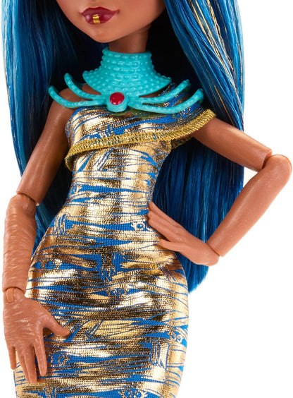 Monster High, Articulating Cleo Doll with Gold Dress and Accessories, for Ages 4 and Up