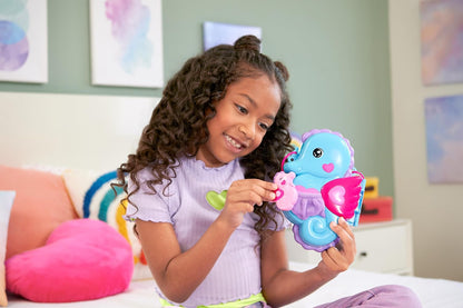 Polly Pocket Dolls & Playset with Pets & 13 Accessories, 2-in-1 Daddy & Me Seahorse Wearable Purse & Animal Toy, Starring Shani, HWP03