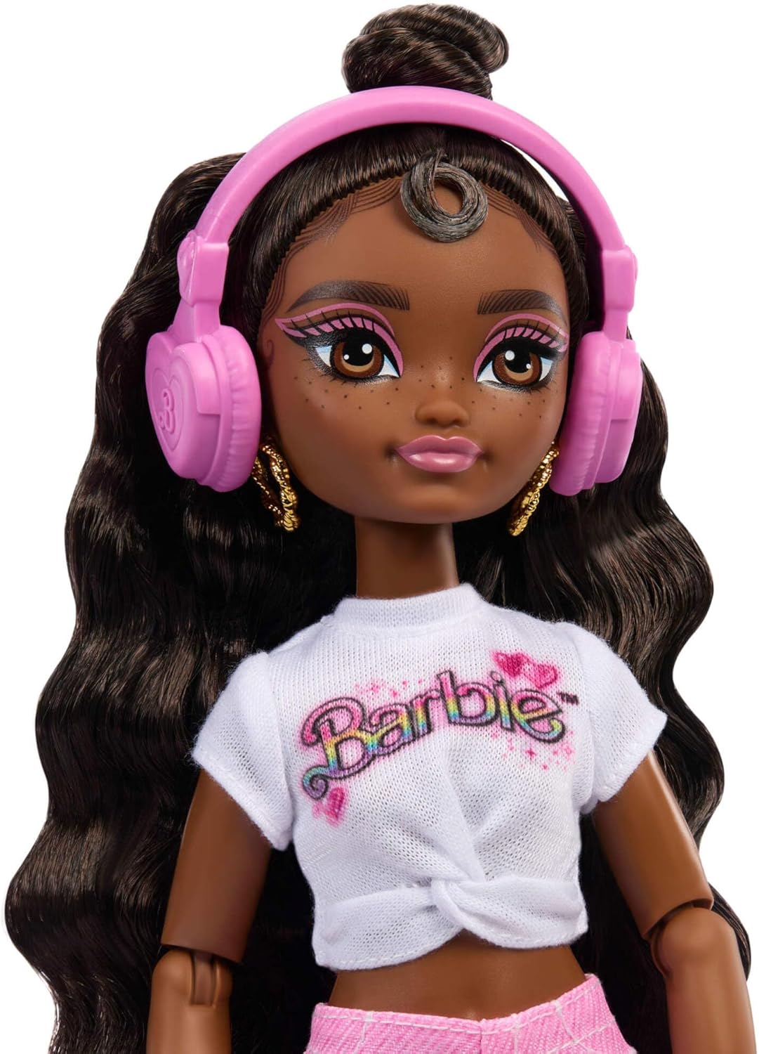 Barbie Dream Besties Doll and Accessories, Barbie “Brooklyn” Posable Roller Skating Fashion Doll with Dark Brown Hair, 9Music & Video Themed Pieces, JFX97