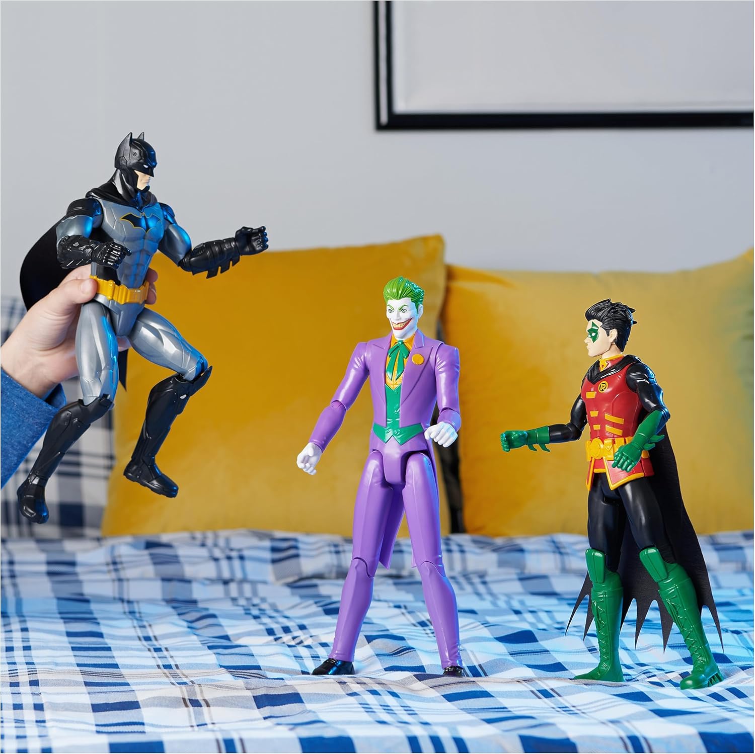 DC Comics Batman - Pack of 3 Figurines: Batman, Robin, The Joker 30 cm Articulated - Adventures of the Masked Man - Children's Toy 3 Years and Above