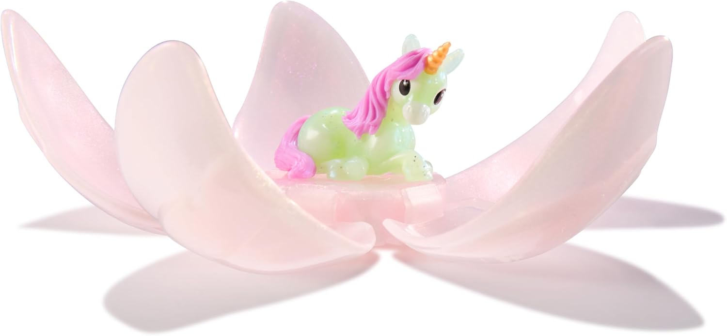 Unicorn Academy Baby-Einhorn Sammelfigur - Überraschungs Einhorn in magischer Blüte zum Spielen und Sammeln, passend zur beliebten Netflix-Serie, für Kinder ab 4 Jahren, sortierter Artikel