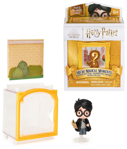 Wizarding World Harry Potter, Micro Magical Moments Year 3 Surprise Box Figure & Display Case (Styles May Vary), 4cm, Kids’ Toys for Ages 6+