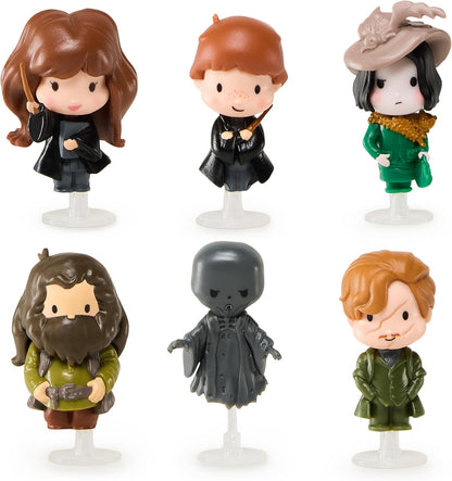 Wizarding World Harry Potter, Micro Magical Moments Year 3 Surprise Box Figure & Display Case (Styles May Vary), 4cm, Kids’ Toys for Ages 6+