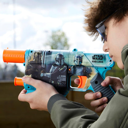 Nerf Star Wars The Mandalorian Dart Blaster, inclusief 12 Nerf Elite darts, interne clip