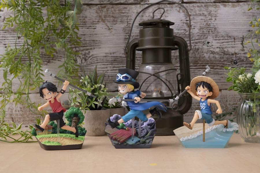 Megahouse, Gem Series Monkey D. Luffy, Run! Run! Run, 15th Anniversary Version, MH839146, Mehrfarbig, Sammelfigur, optimal für Anime-Fans