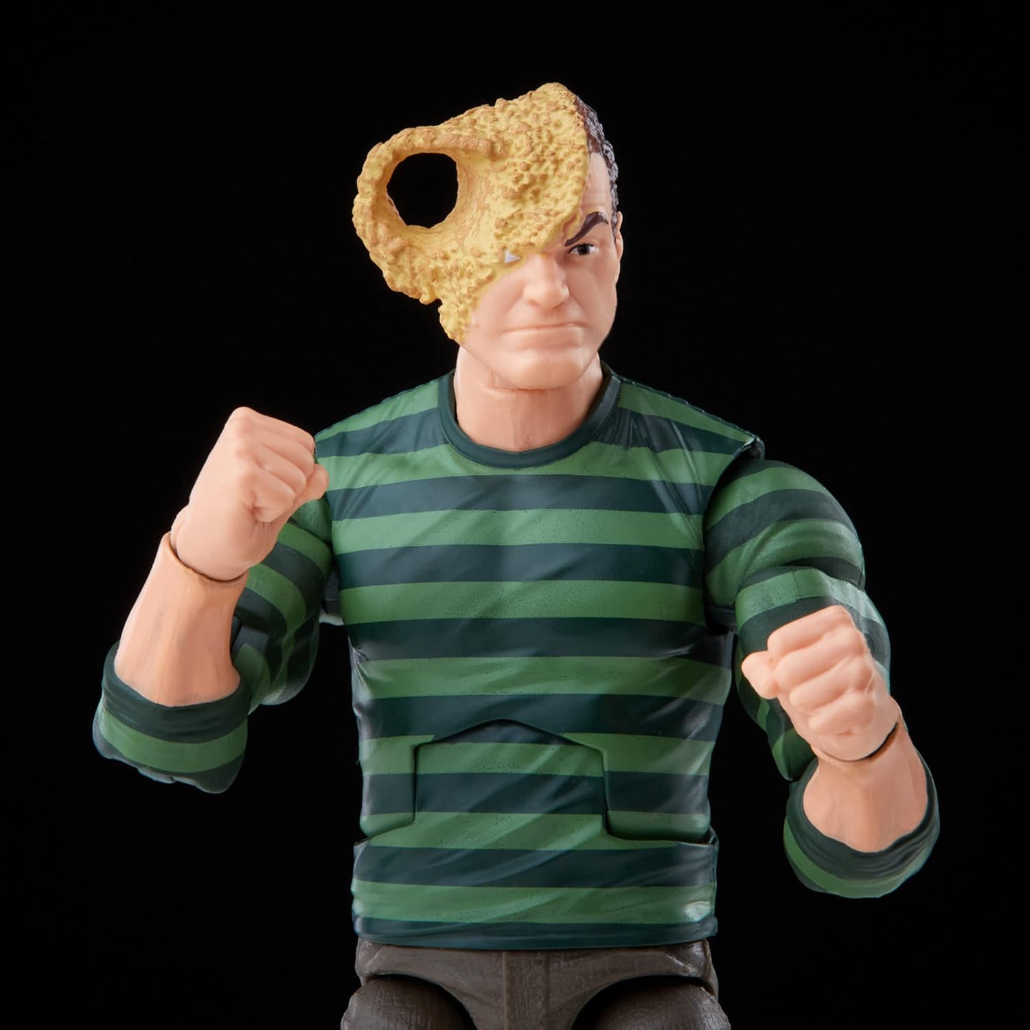Hasbro Marvel Legends Series 15-cm Scale Action Figure Toy Marvel’s Sandman, Premium Design, 1 Figure, and 1 Accessory