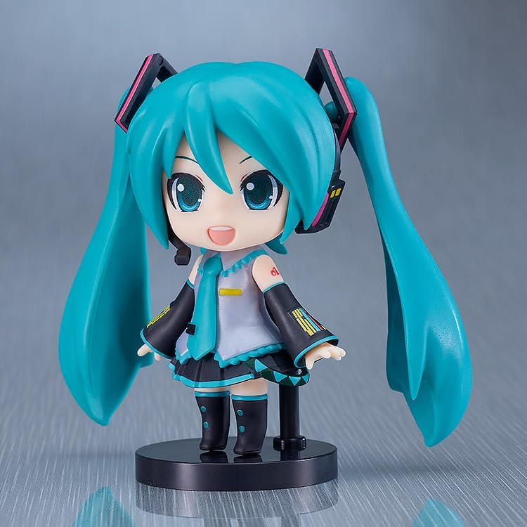 HATSUNE MIKU NENDOROID PLAMO FIG