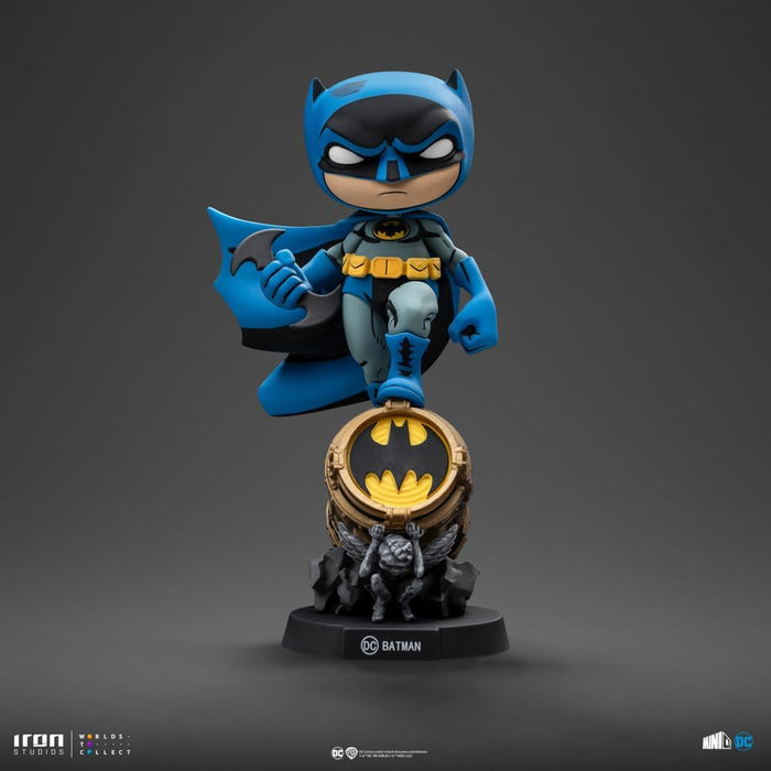 Iron Studios Collectible Statue Art Scale 1/10 Batman on Bat Signal (Blue Variant) - Minico PVC Multicolor 7.5 inches