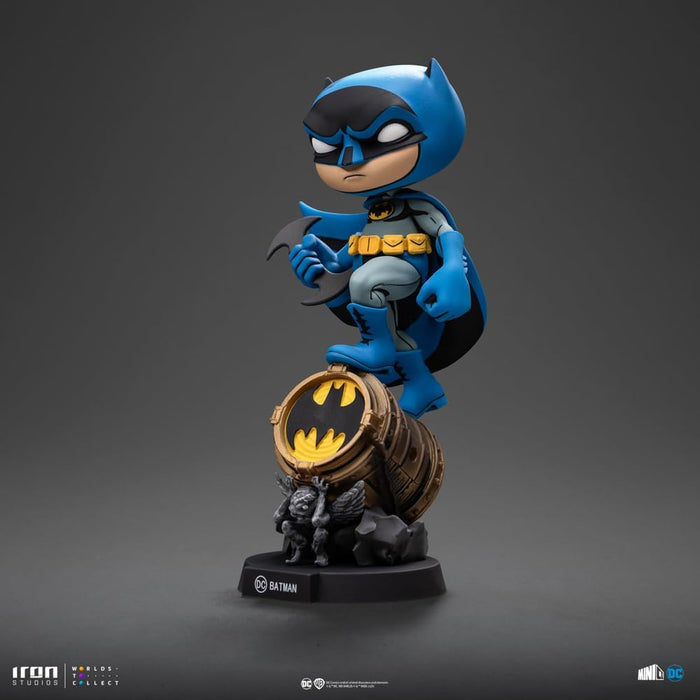 Iron Studios Collectible Statue Art Scale 1/10 Batman on Bat Signal (Blue Variant) - Minico PVC Multicolor 7.5 inches