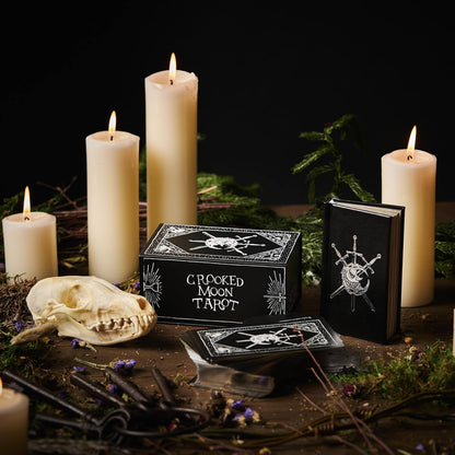 The Crooked Moon Tarot Set
