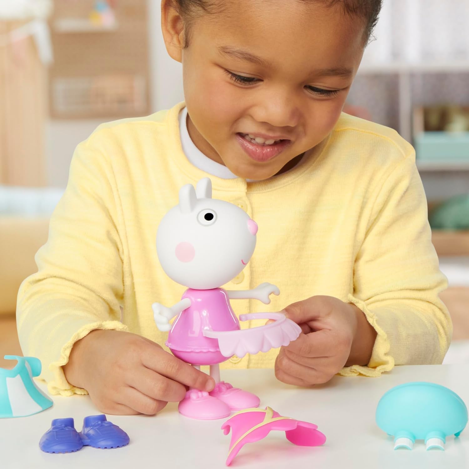 Peppa Pig Suzy Schaap-aankleedfiguur