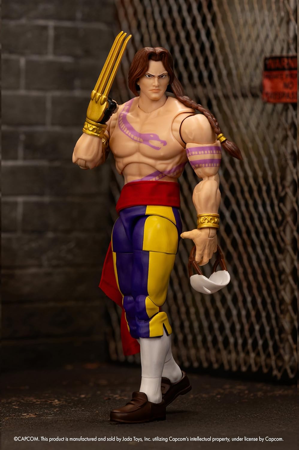 VEGA STREET FIGHTER 6" DELUXE COLLECTOR FIGURE