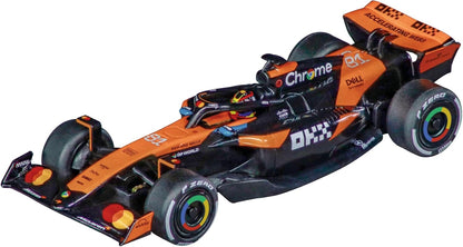 Pull & SPEED 15813035 McLaren Formula 1 Team - Twinpack F1 Cars with Pull-Back Motor With Lando Norris & Oscar Piastri, McLaren Formula 1 License, Scale 1:43, from 3 Years