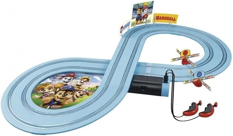 Carrera First PAW Patrol, On The Track, speelbaan met Chase & Marshall, kindvriendelijke handregelaar, 2,4 meter afstand en interactieve elementen, voor klein raceplezier en avontuur