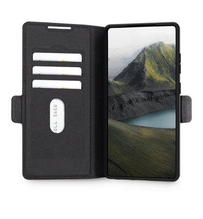 dbramante1928 Bergen Pro mobile phone case 17.3 cm (6.8") Folio Black