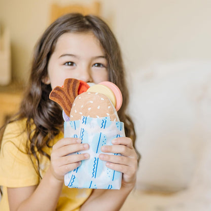 Melissa & Doug - Comptoir À Sandwichs 56 Pièces - Sandwicherie avec Accessoires - Jeu Imitation - Jouet en Bois - Jouet D'Activité, De Développement Et d'apprentissage - Cadeau Enfant 3 Ans Et +
