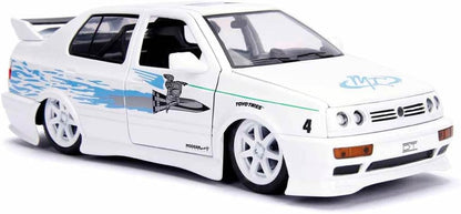 Jada Toys 253203025 - Fast & Furious, '05 Volkswagen Jetta, die-cast, openende deuren, kofferbak & motorkap, schaal 1:24, wit, 21 cm, vanaf 8 jaar