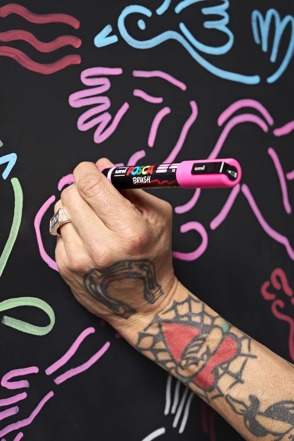 POSCA Mitsubishi Pencil - PC5BR - Medium Brush Tip, Semi-Flexible - Water-Based Paint - All Purpose