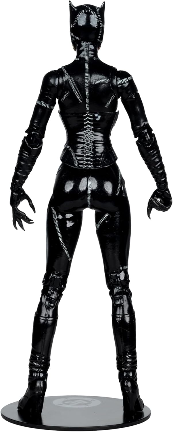 McFarlane DC Multiverse Catwoman (Batman Returns) 7in Action Figure (Deluxe Theatrical Edition) Toys