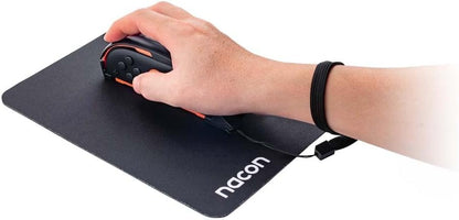 Nacon-pakket met 2 muismatten en 2 schelpen voor het gebruik van de Joy-con als muis voor Nintendo Switch 2