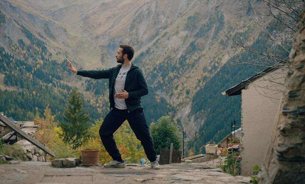 Debout sur la montagne