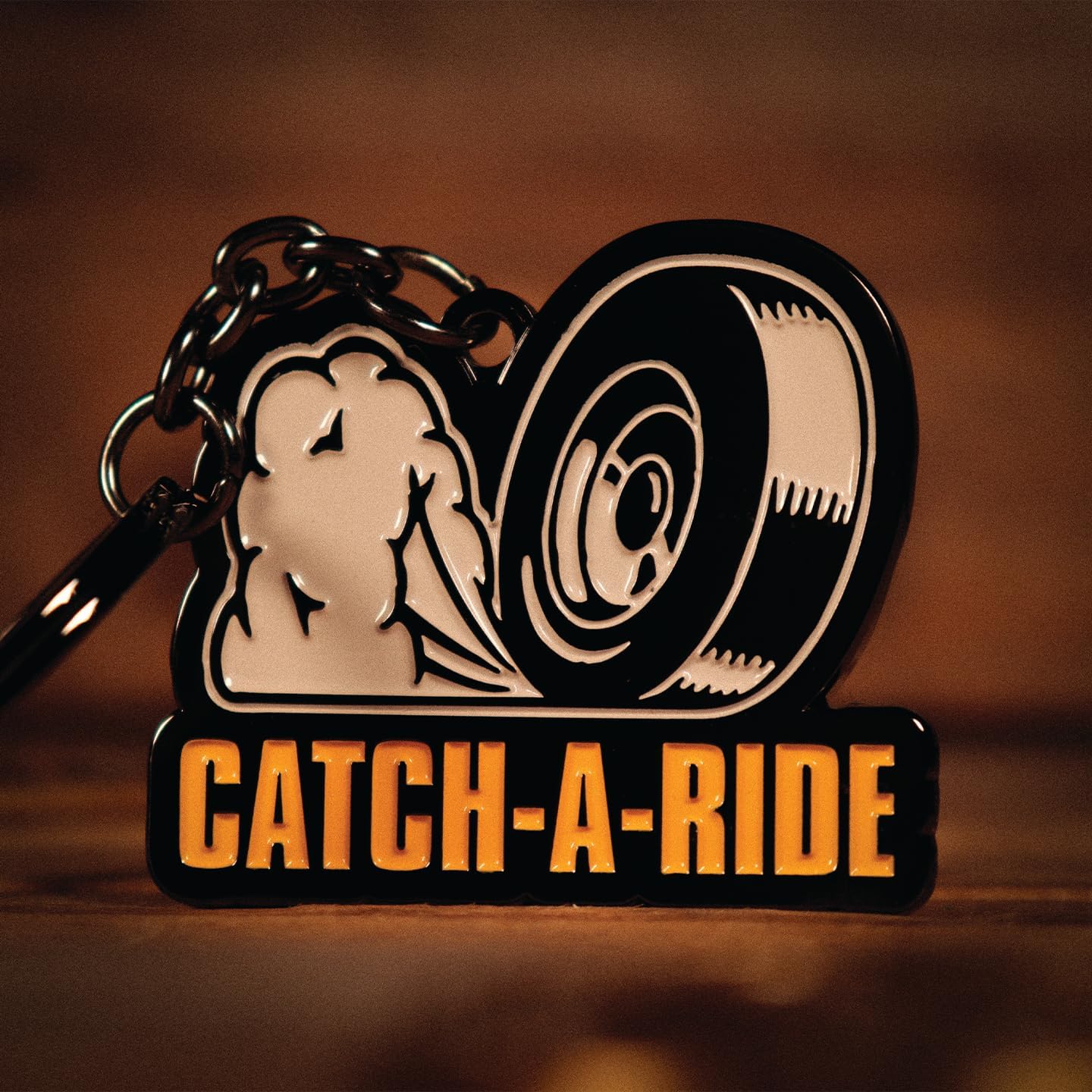 FaNaTtik Borderlands Catch‑A‑Ride Metal Keyring - Officially Licensed Limited Edition Collectible Keychain for Gamers & Fans - Individually Numbered - 42.5 x 49mm