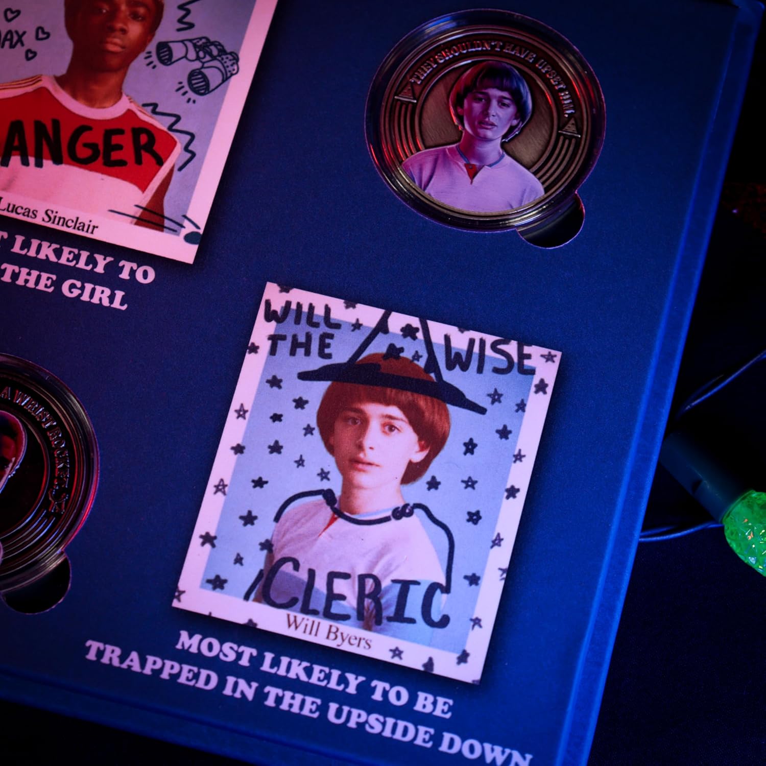 FaNaTtik Stranger Things Yearbook Collectible Coin Set – Official Limited Edition Album with 6 Unique Coins