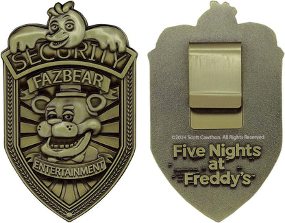 FaNaTtik Five Nights at Freddy's Limitierter Security Badge – Replica Ausweis, Antikmessing, 90x55mm, Nummeriert, Weltweit auf 5.000 Stück Limitiert, Mit Clip & Präsentationsbox