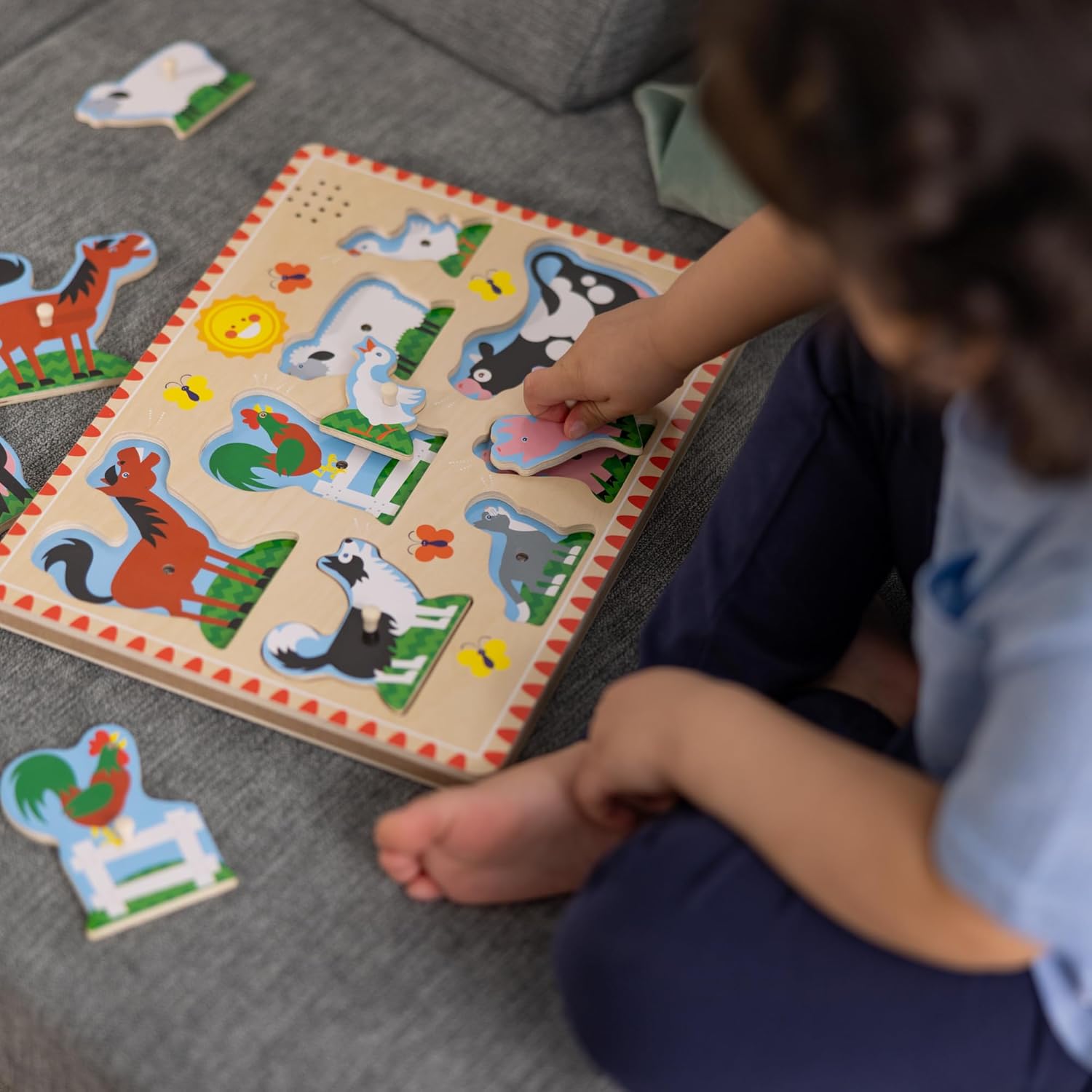 Melissa & Doug Farm Animals Sound Puzzle, Wooden Peg Jigsaw Puzzle, Educational Toy for Kids Age 2-4
